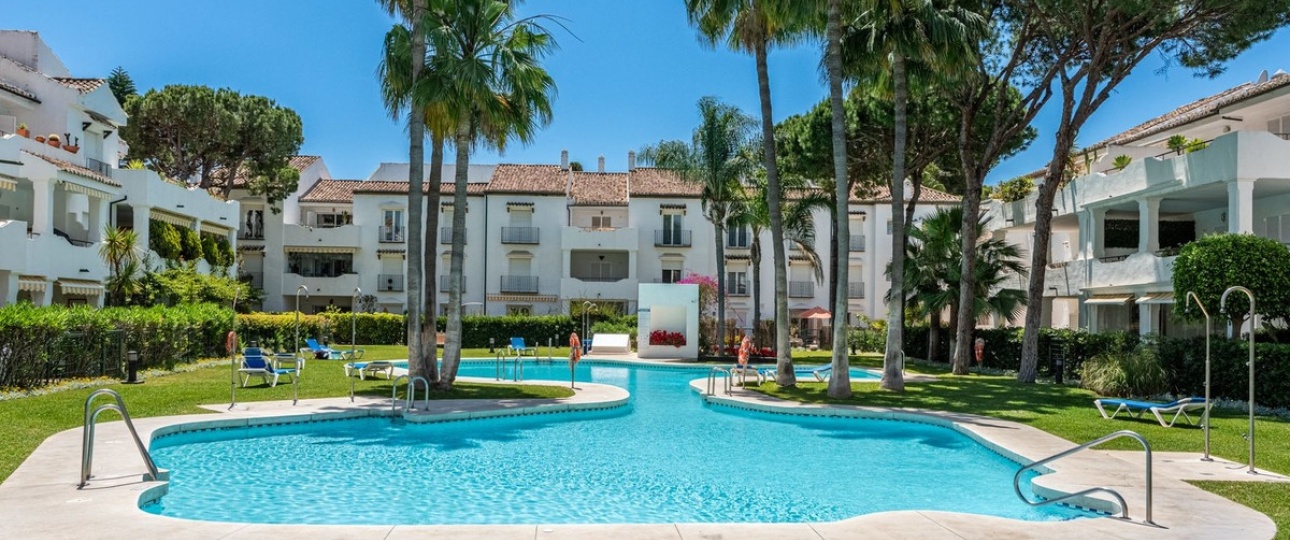 Resale - apartment - Estepona - El Presidente