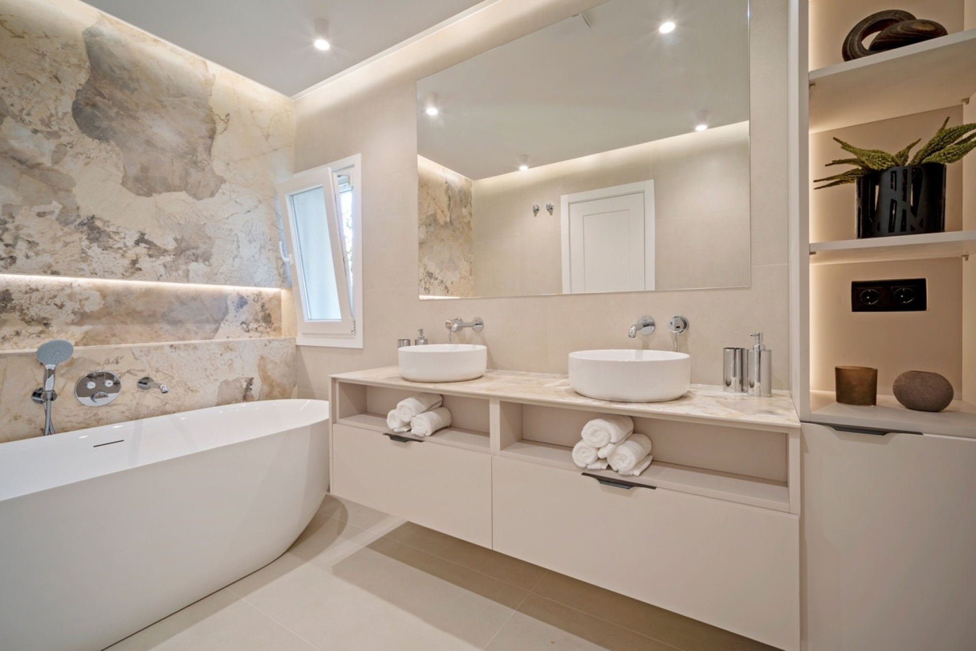 Resale - apartment - Estepona - El Presidente