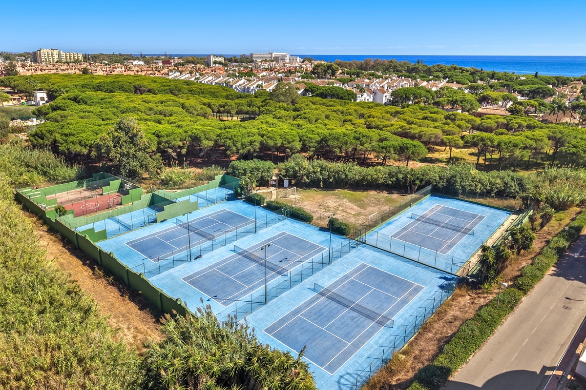 Resale - apartment - Estepona - El Presidente