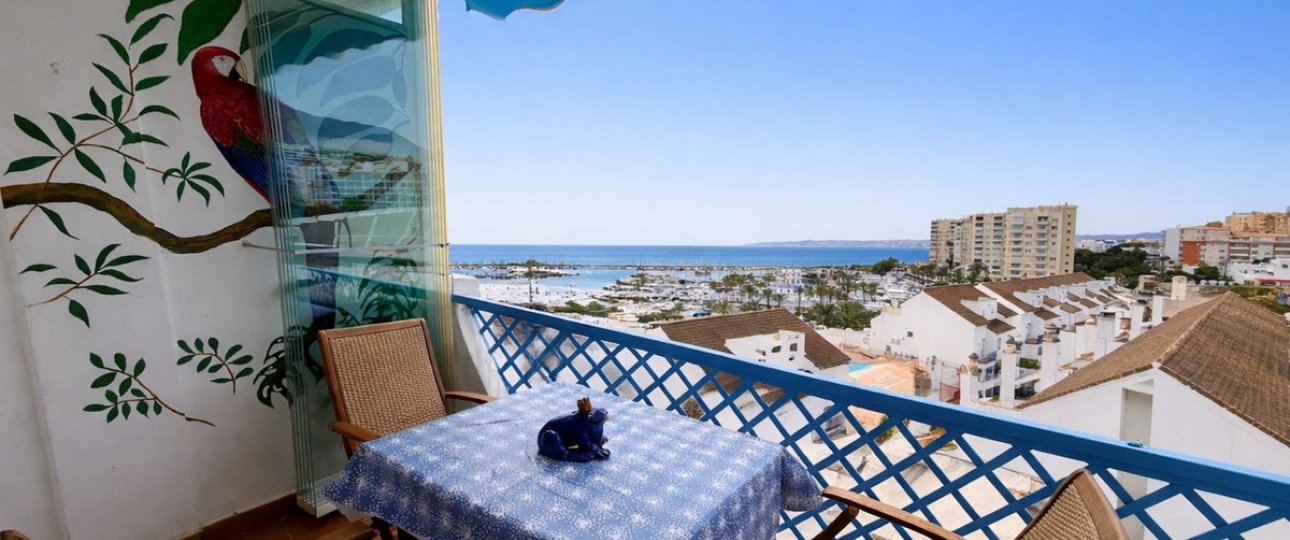 Resale - apartment - Estepona - Estepona Centro