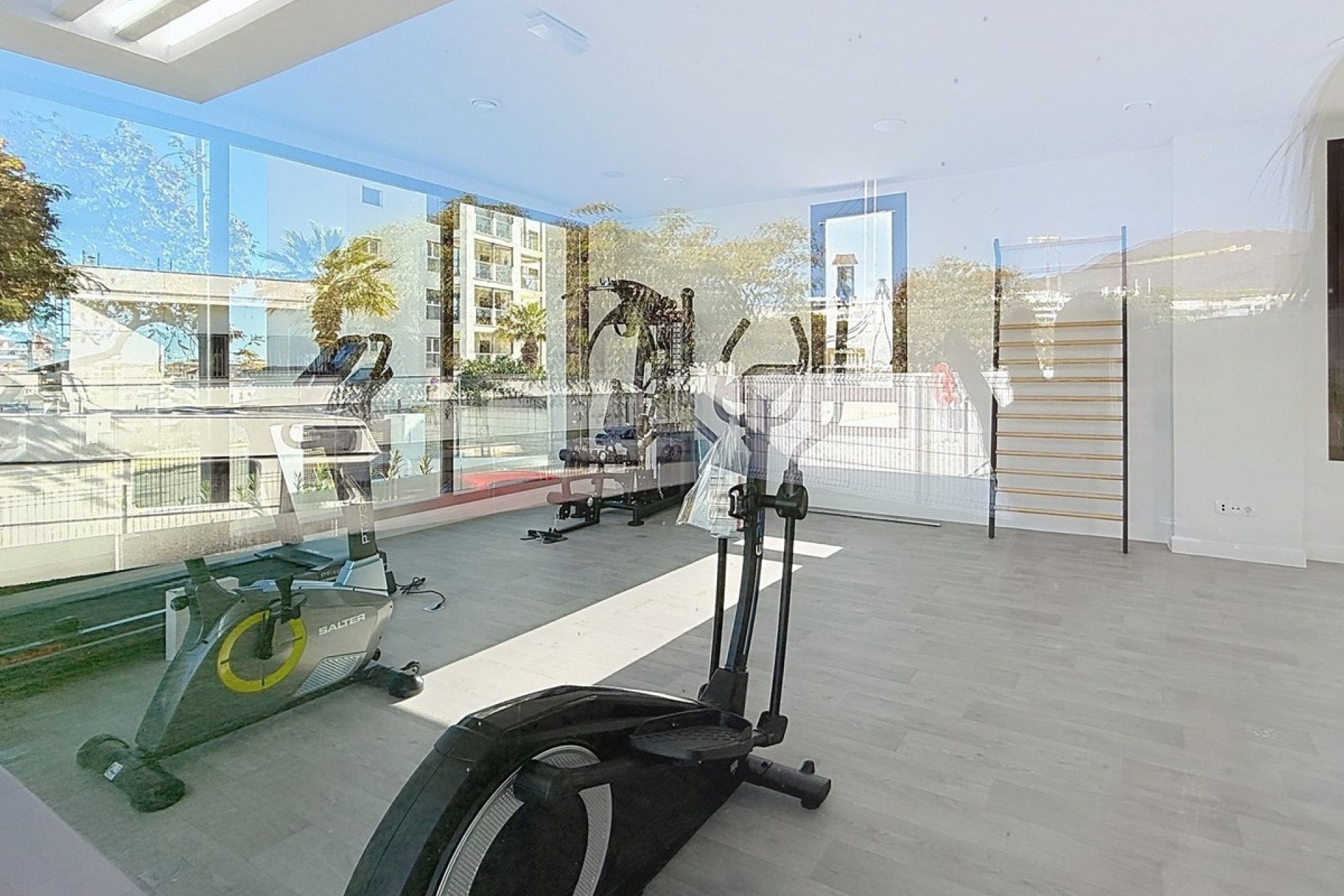 Resale - apartment - Estepona - Estepona Centro