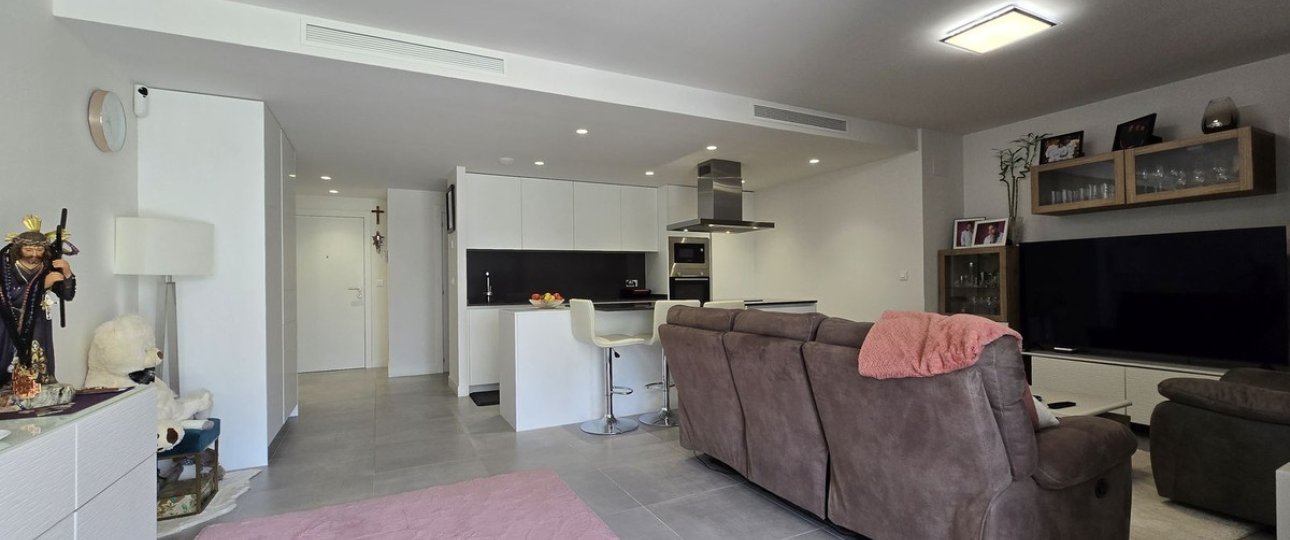Resale - apartment - Estepona - Estepona Centro