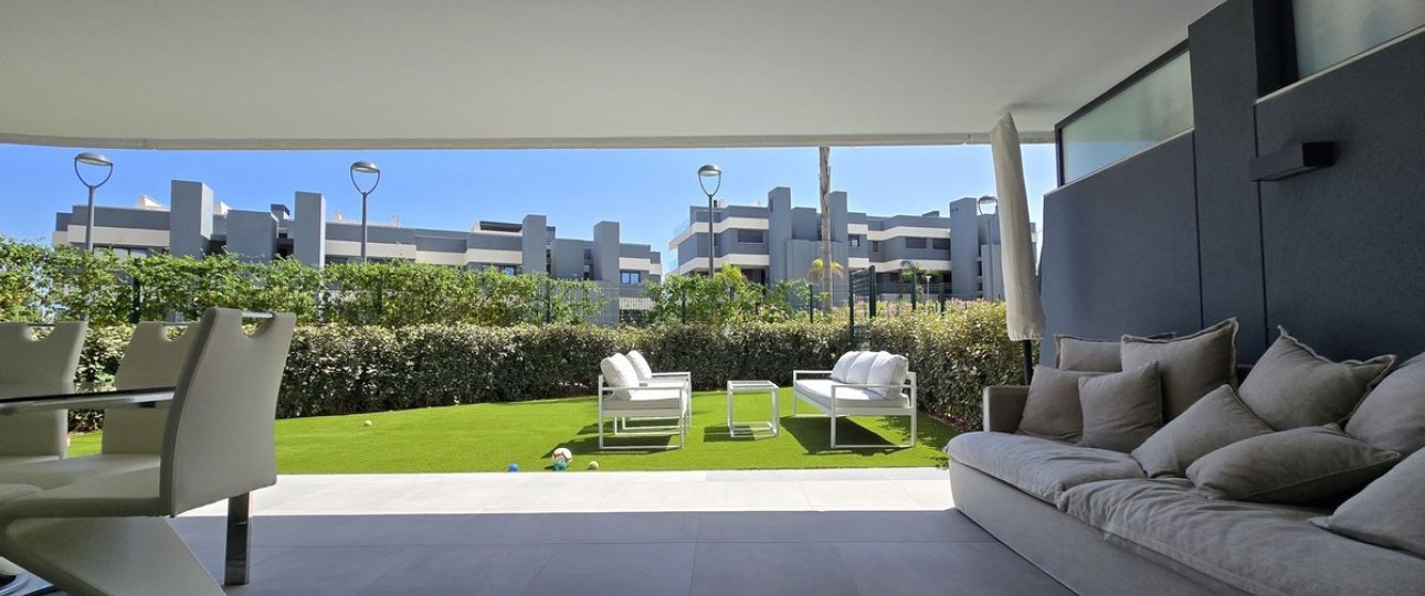 Resale - apartment - Estepona - Estepona Centro