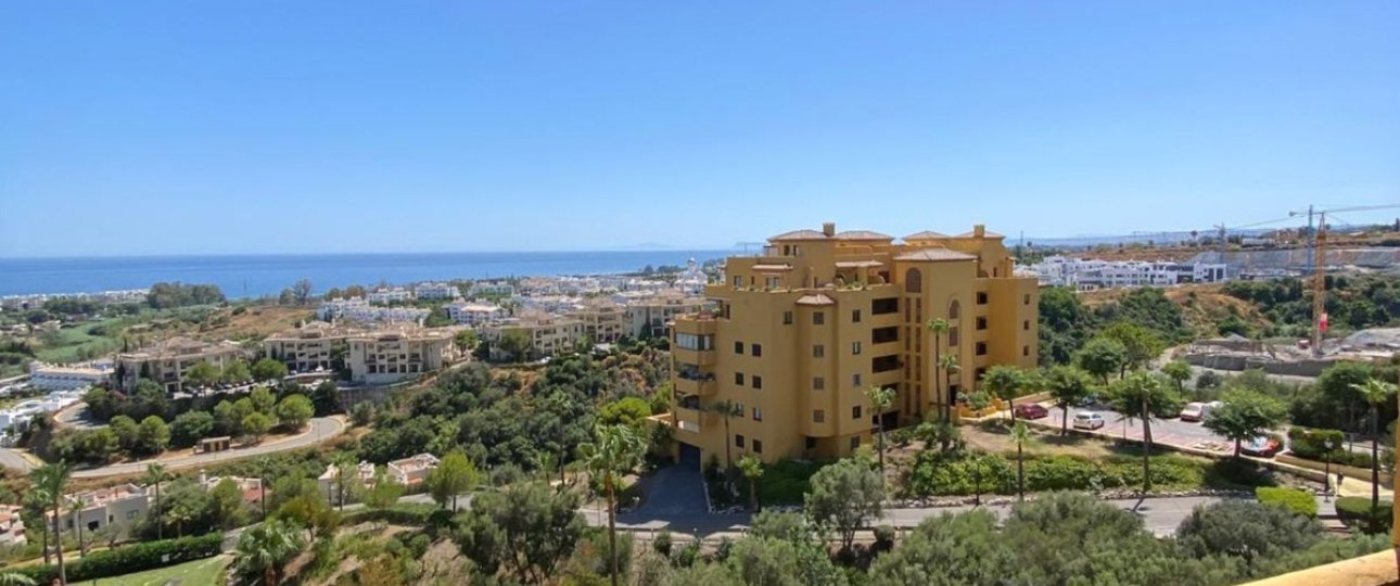 Resale - apartment - Estepona - Estepona Centro