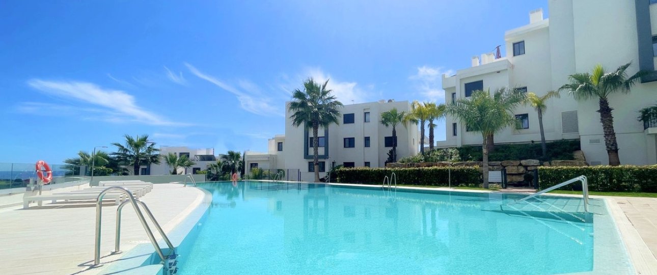 Resale - apartment - Estepona - Estepona Centro