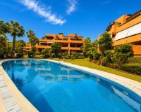 Resale - apartment - Estepona - Estepona Centro