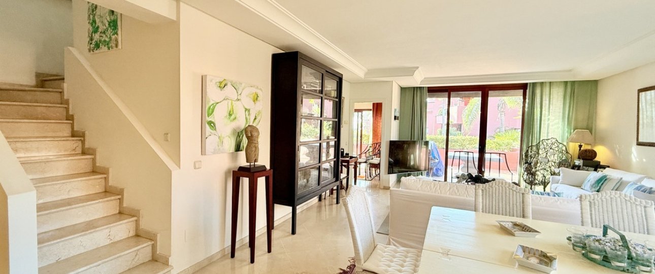 Resale - apartment - Estepona - Estepona Centro