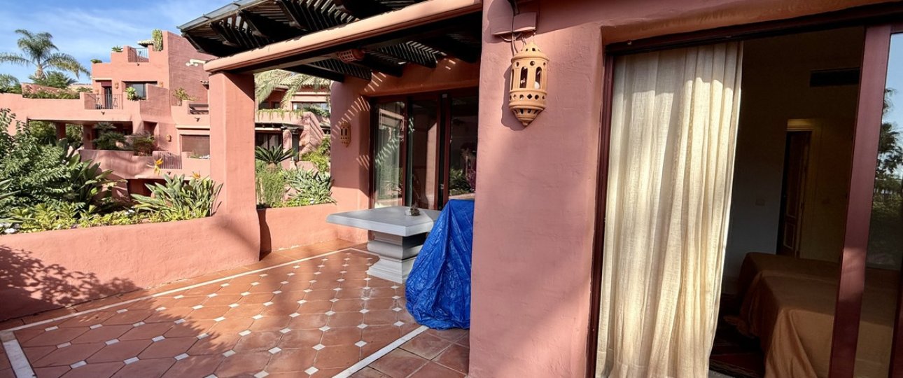 Resale - apartment - Estepona - Estepona Centro