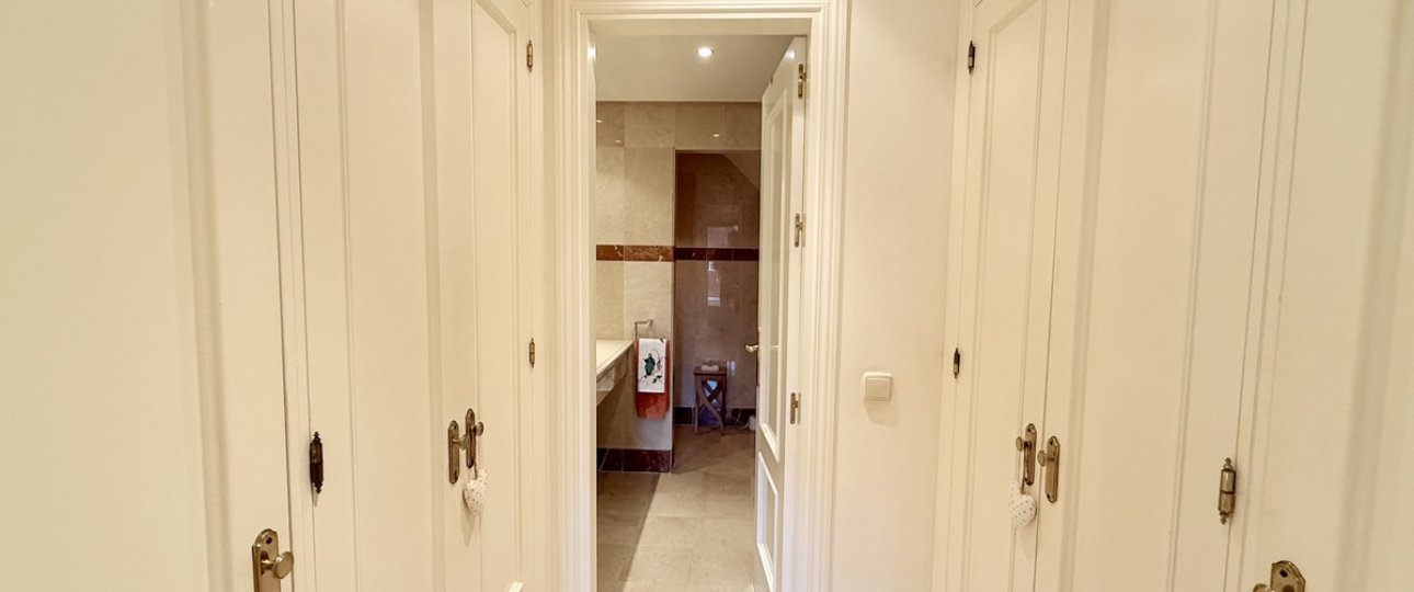 Resale - apartment - Estepona - Estepona Centro