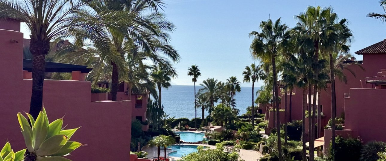 Resale - apartment - Estepona - Estepona Centro