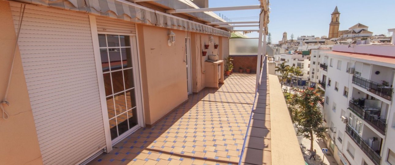 Resale - apartment - Estepona - Estepona Centro
