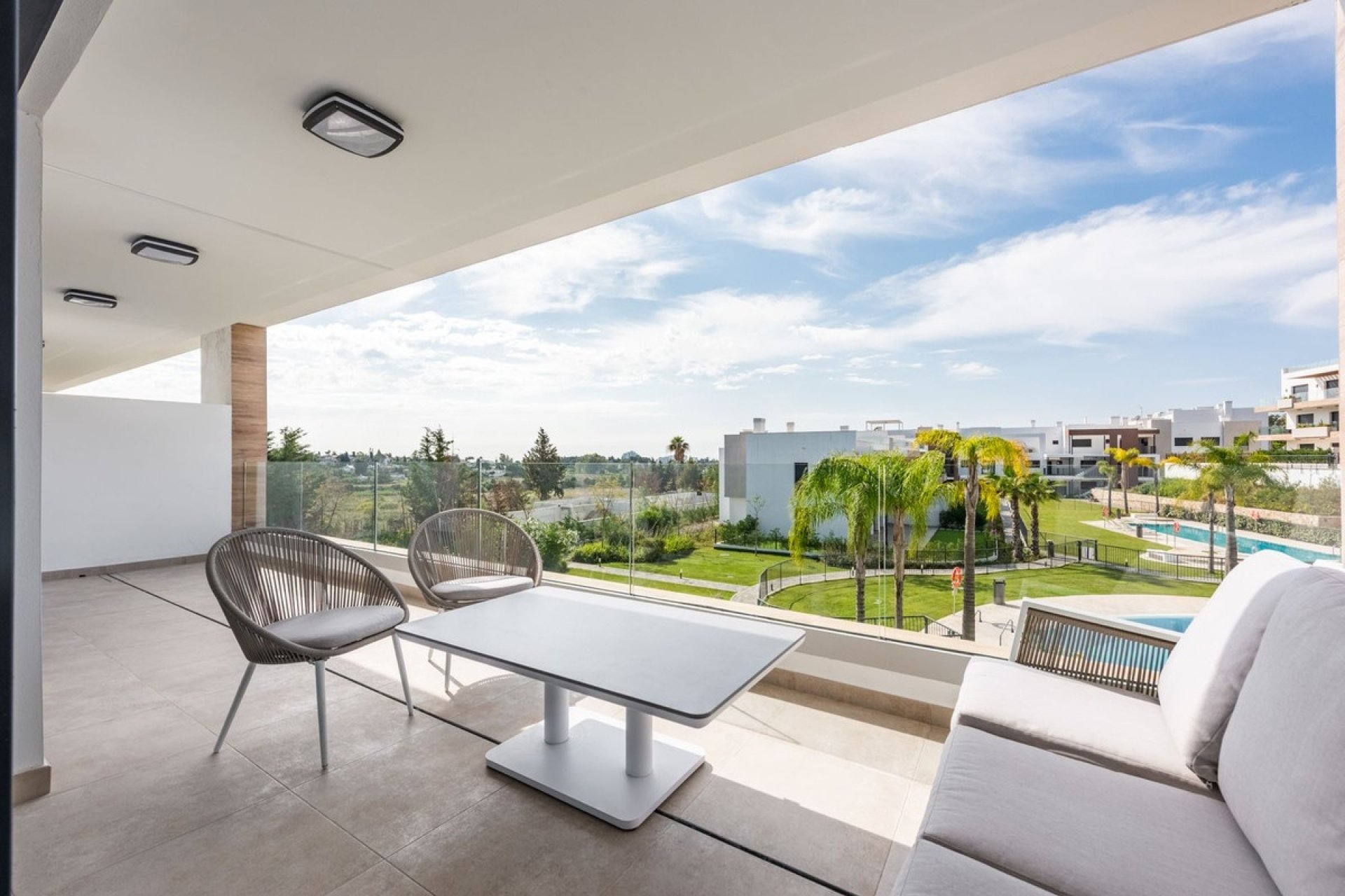 Resale - apartment - Estepona - Estepona Centro