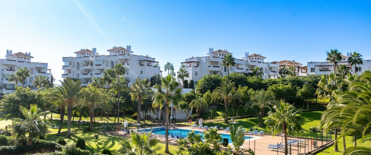 Resale - apartment - Estepona - Estepona Centro
