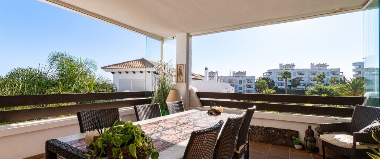 Resale - apartment - Estepona - Estepona Centro