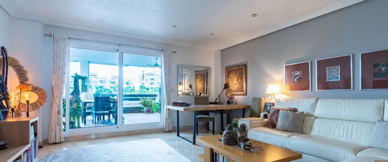 Resale - apartment - Estepona - Estepona Centro