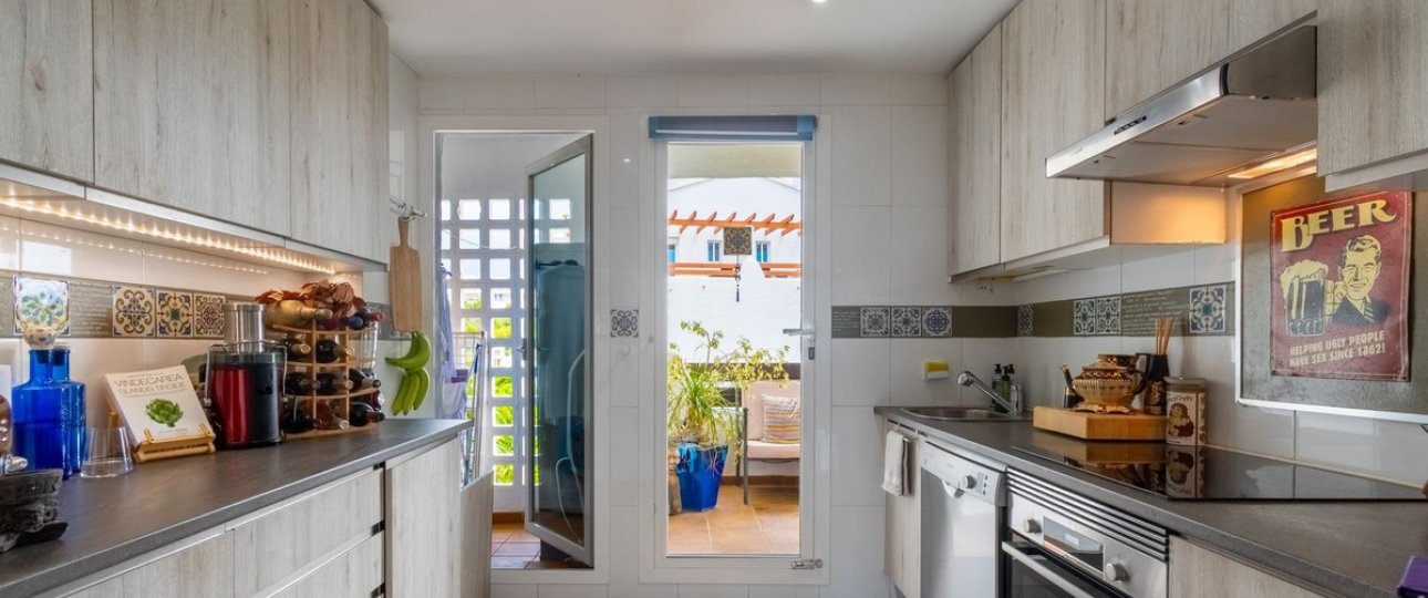 Resale - apartment - Estepona - Estepona Centro