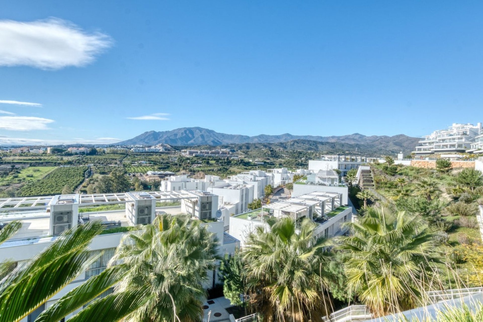 Resale - apartment - Estepona - Estepona Centro