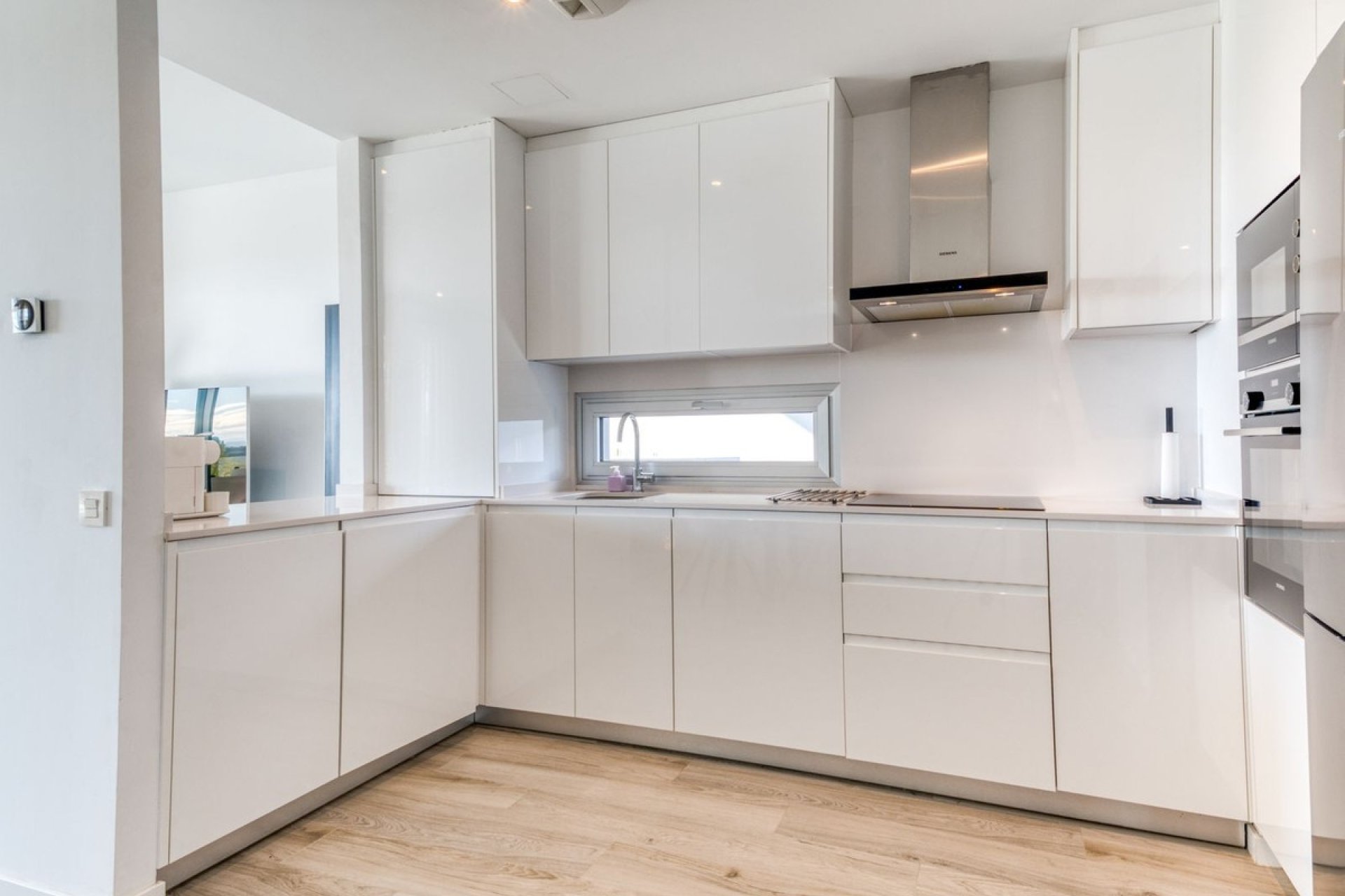 Resale - apartment - Estepona - Estepona Centro