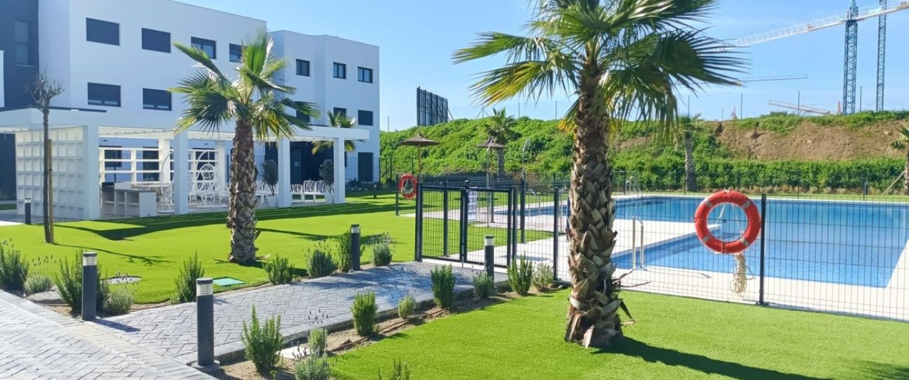 Resale - apartment - Estepona - Estepona Centro