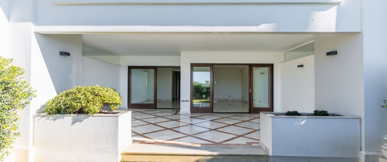 Resale - apartment - Estepona - Estepona Centro