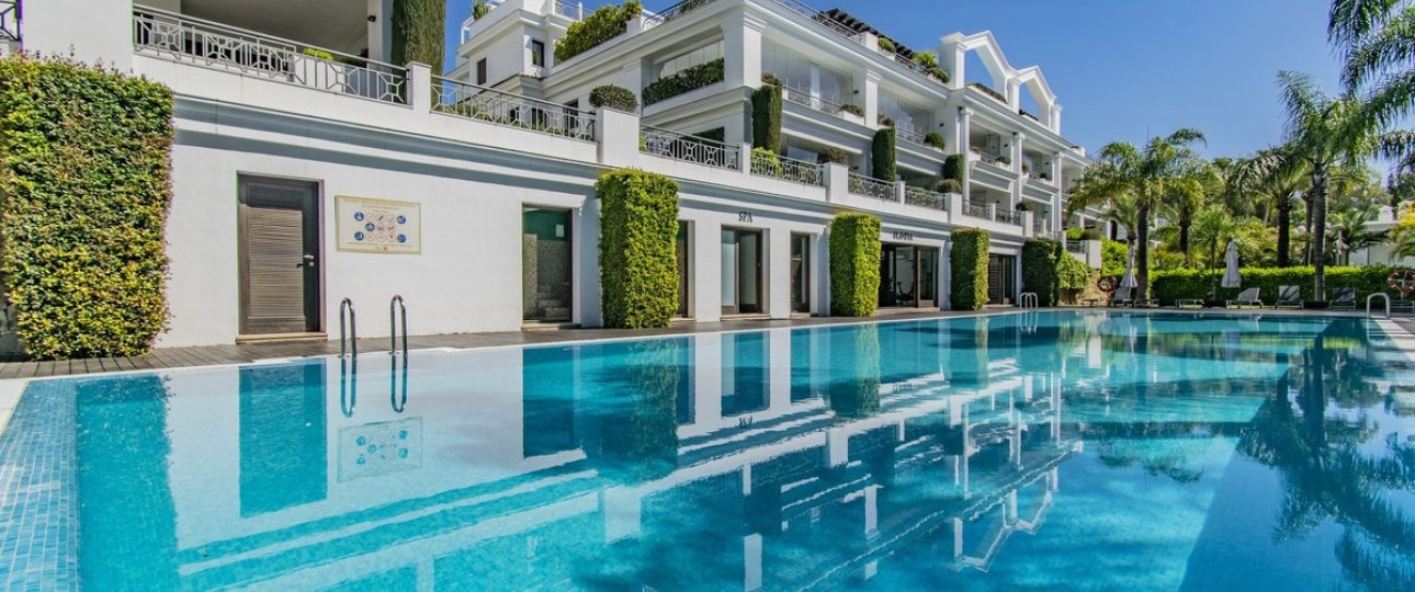 Resale - apartment - Estepona - Estepona Centro