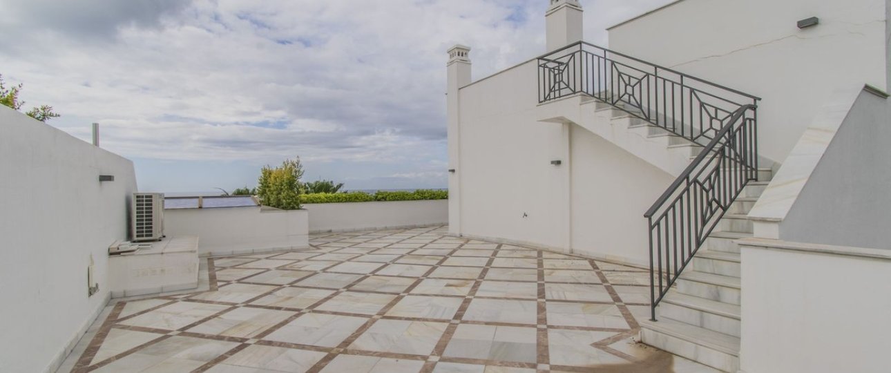 Resale - apartment - Estepona - Estepona Centro