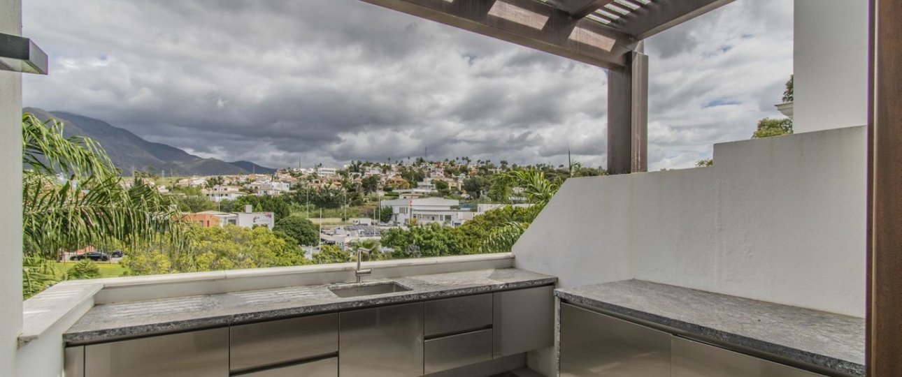 Resale - apartment - Estepona - Estepona Centro