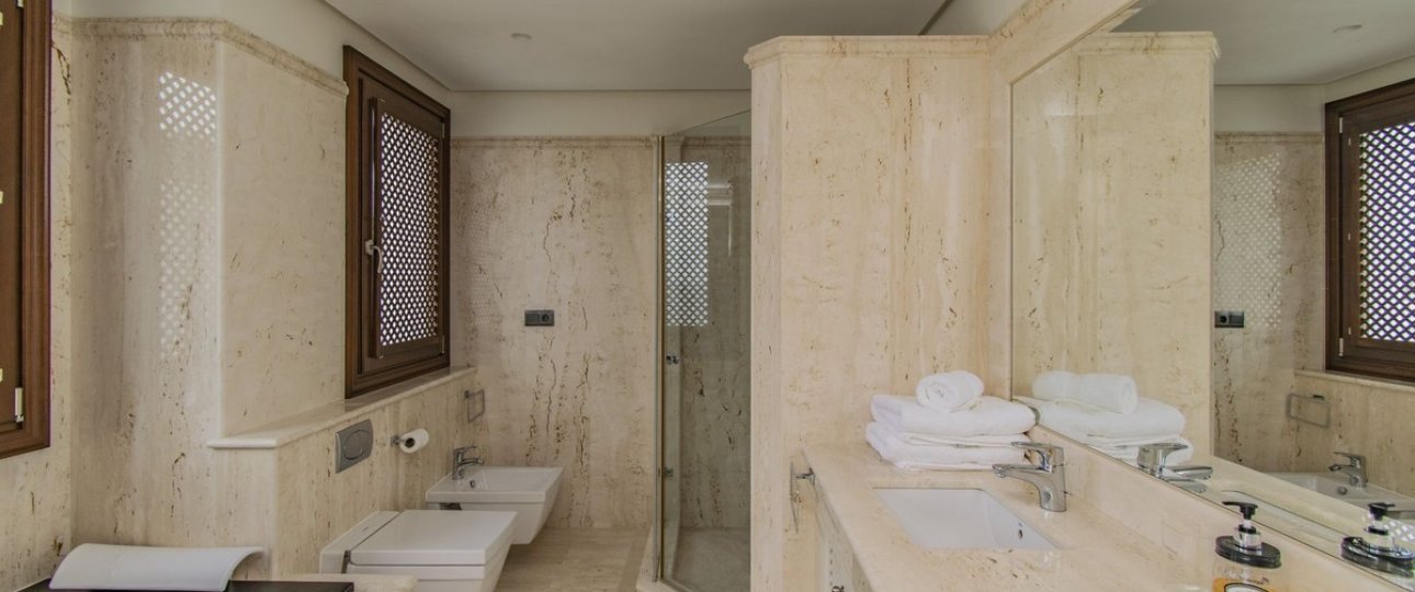 Resale - apartment - Estepona - Estepona Centro
