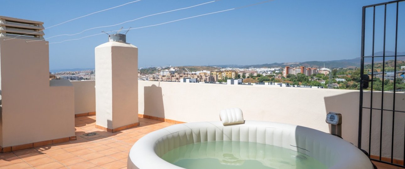 Resale - apartment - Estepona - Estepona Centro