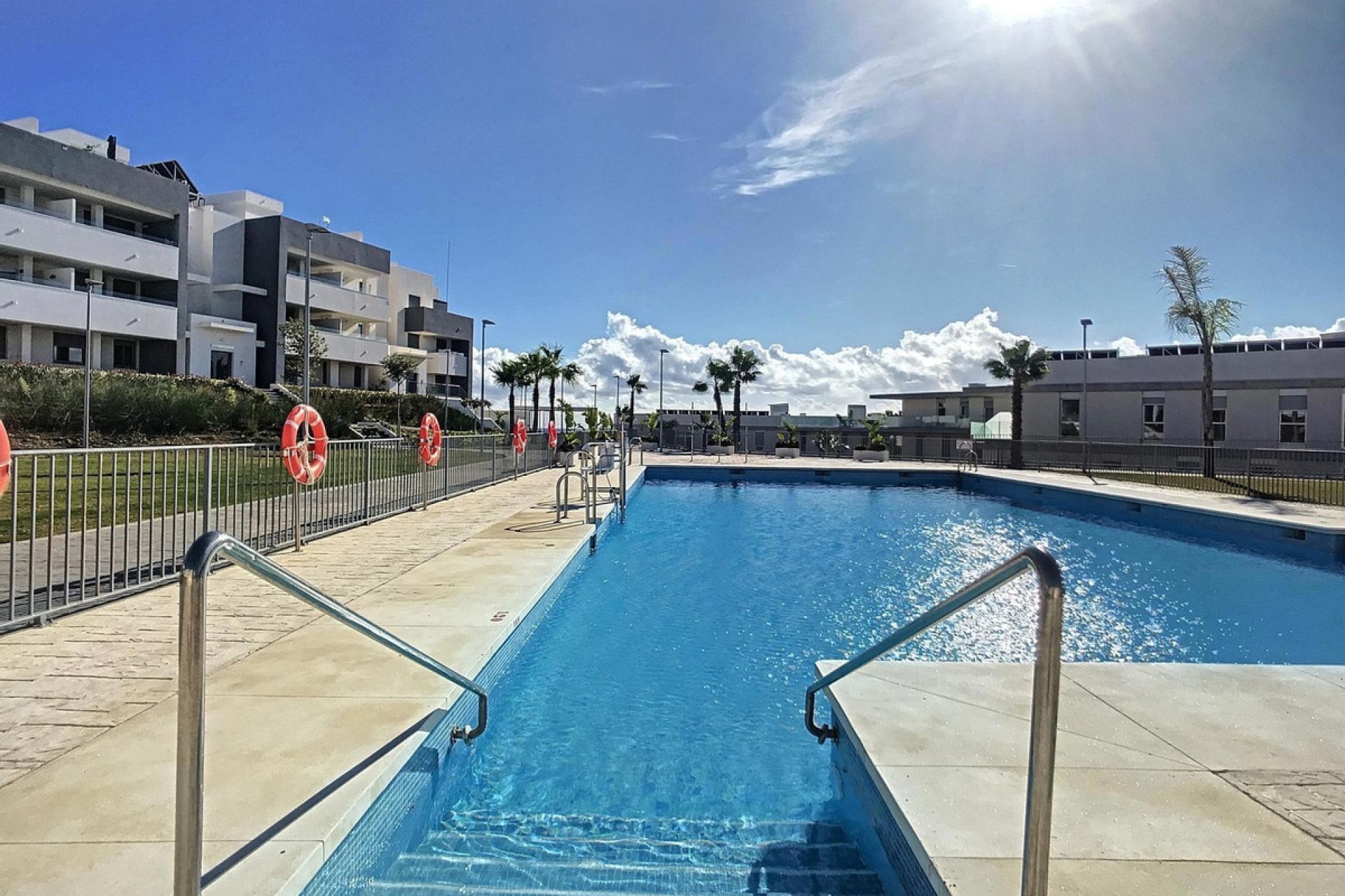 Resale - apartment - Estepona - Estepona Centro