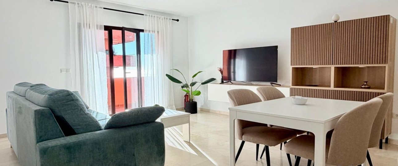 Resale - apartment - Estepona - Estepona Centro