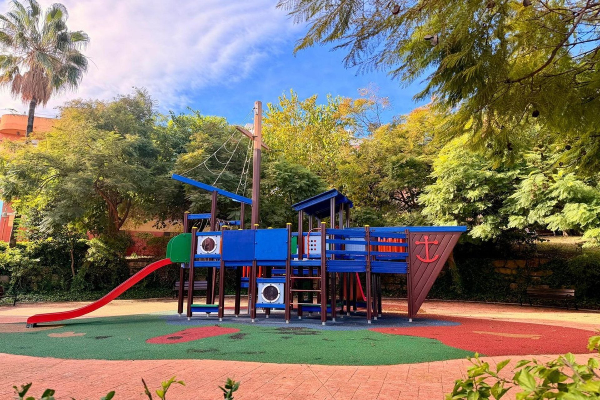 Resale - apartment - Estepona - Estepona Centro
