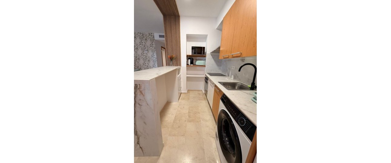 Resale - apartment - Estepona - Estepona Centro