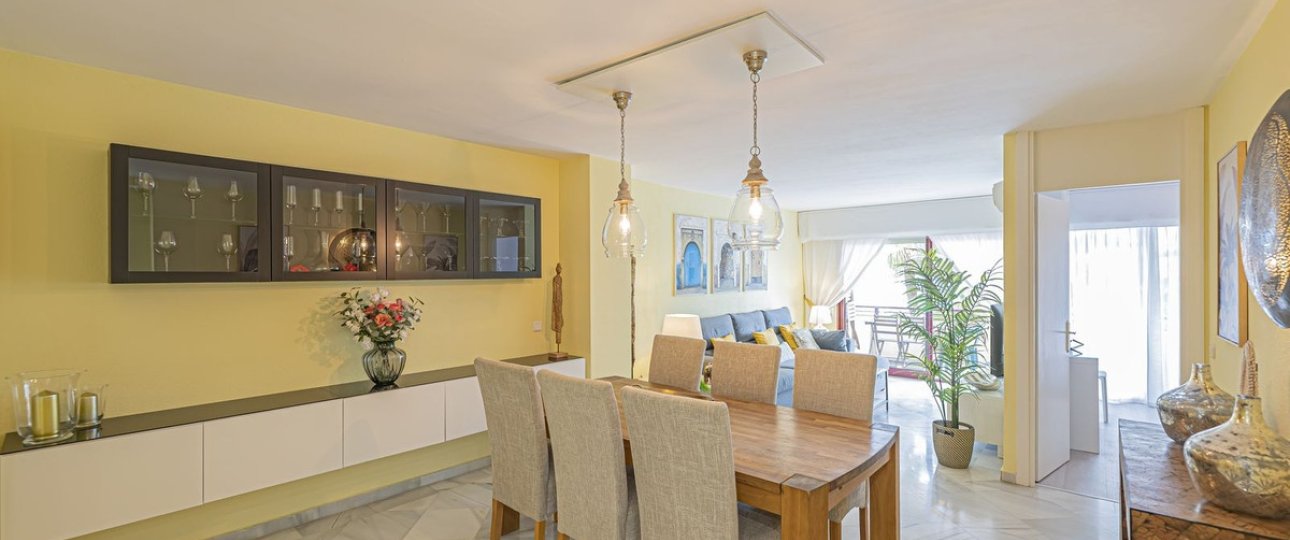 Resale - apartment - Estepona - Estepona Centro