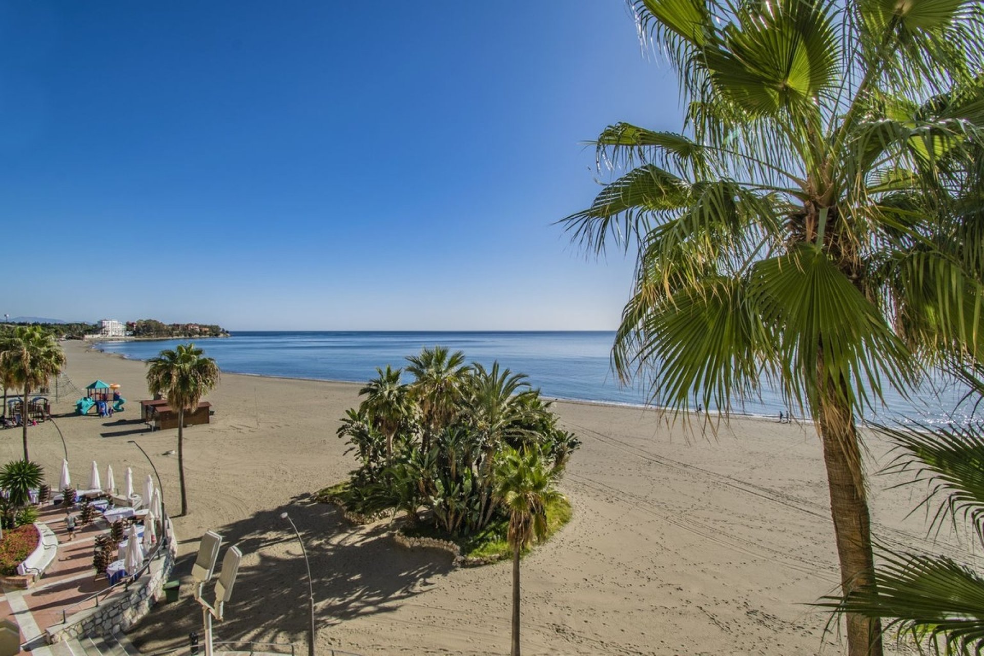 Resale - apartment - Estepona - Estepona Centro