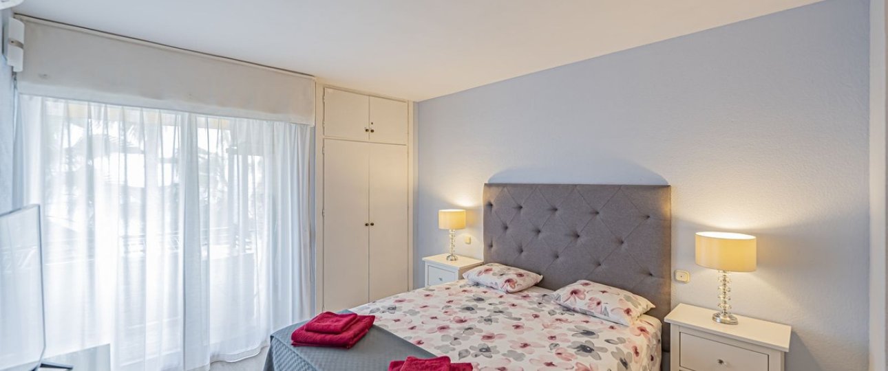 Resale - apartment - Estepona - Estepona Centro