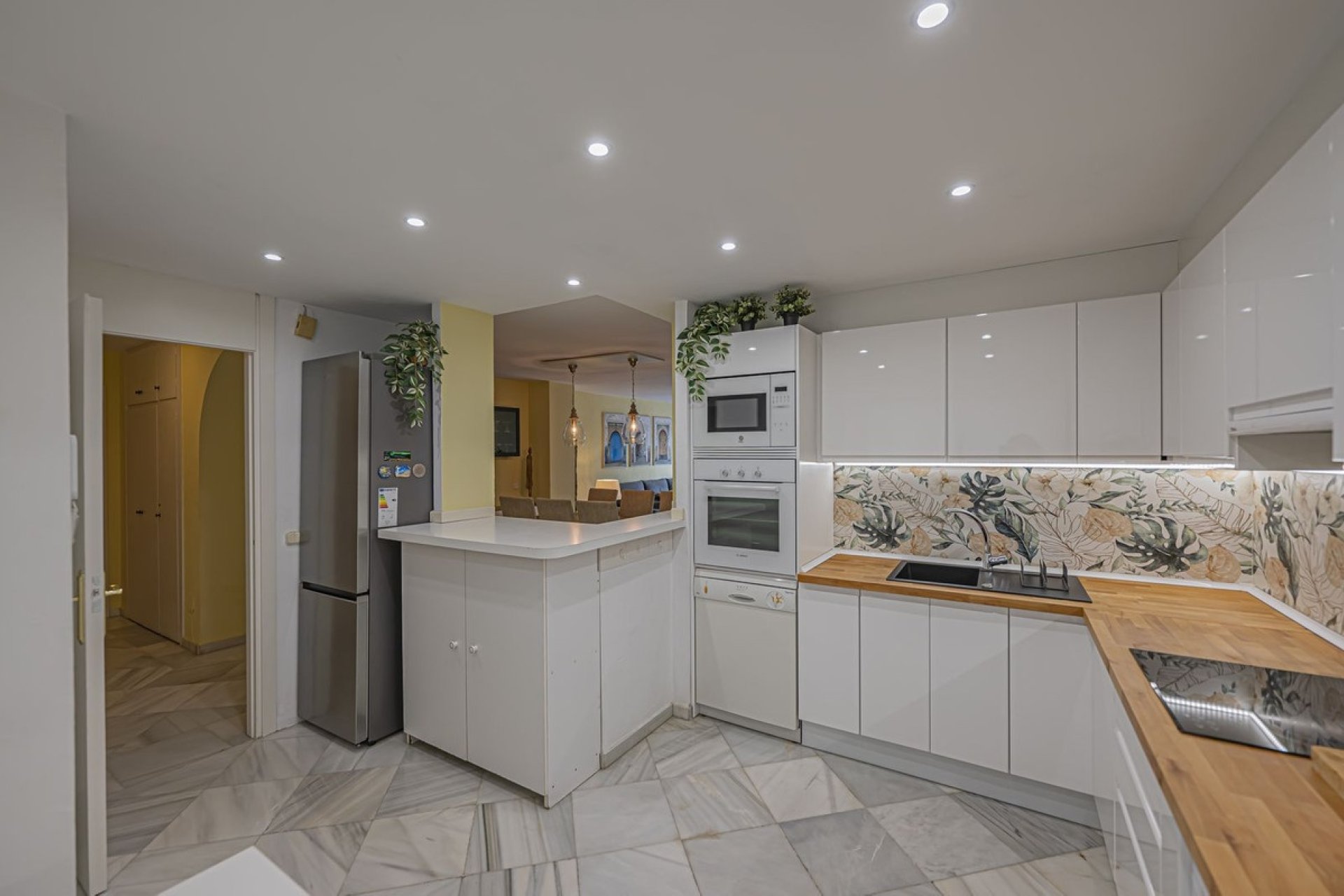 Resale - apartment - Estepona - Estepona Centro