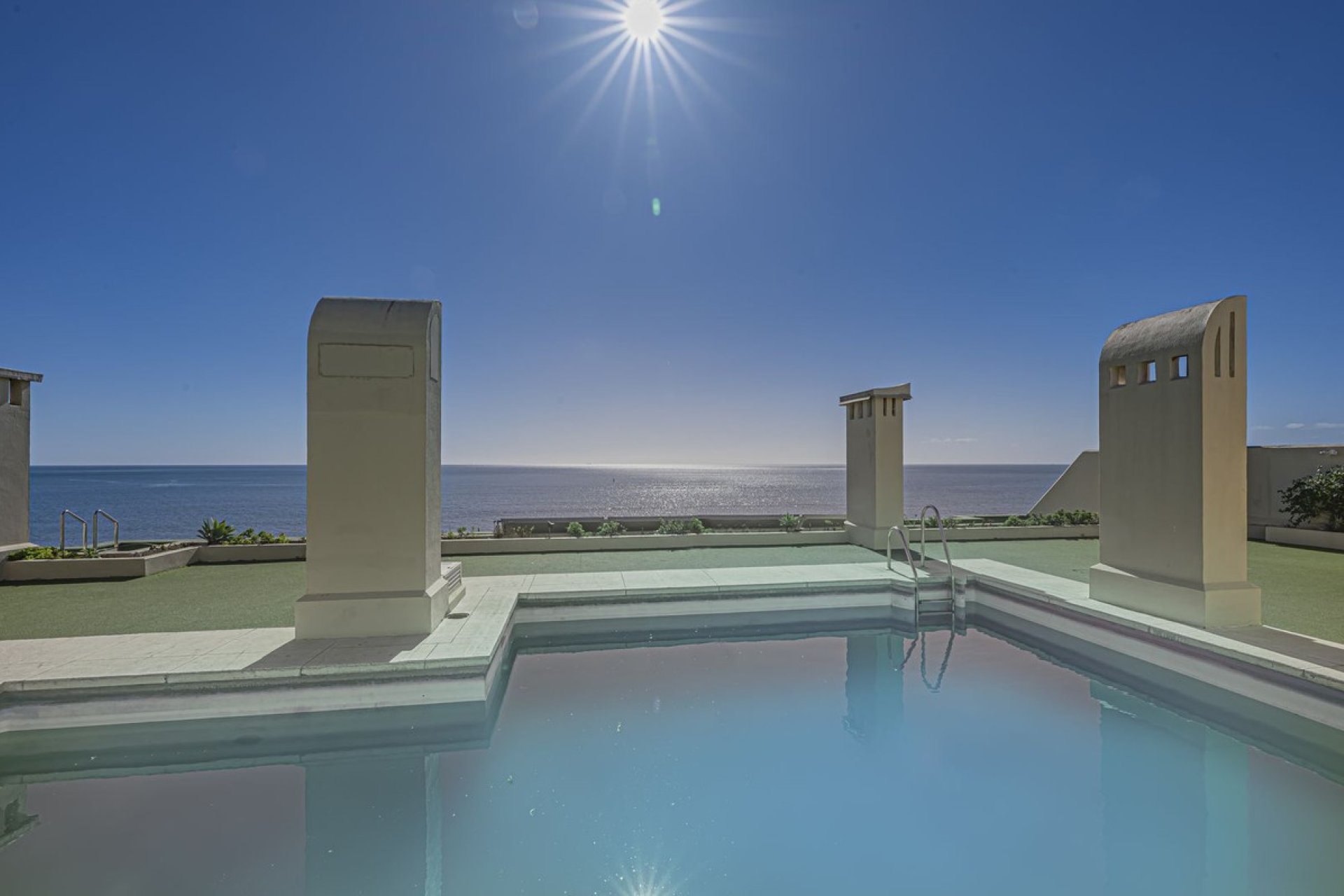 Resale - apartment - Estepona - Estepona Centro