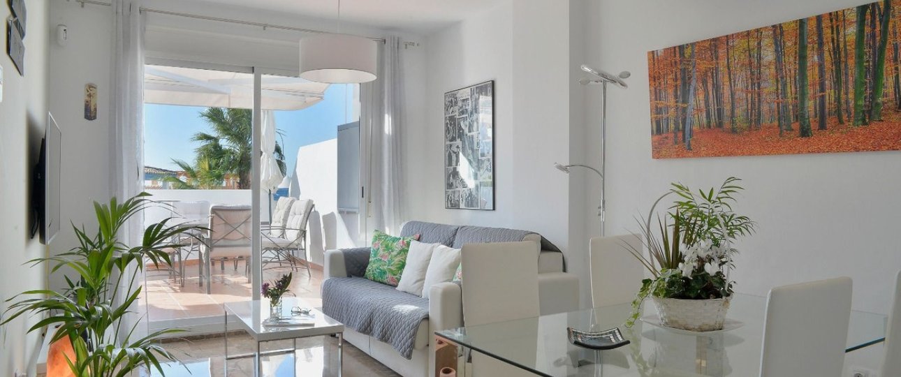 Resale - apartment - Estepona - Estepona Centro