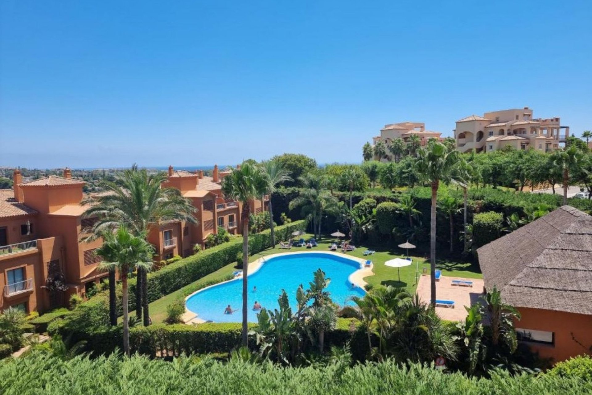 Resale - apartment - Estepona - Estepona Centro