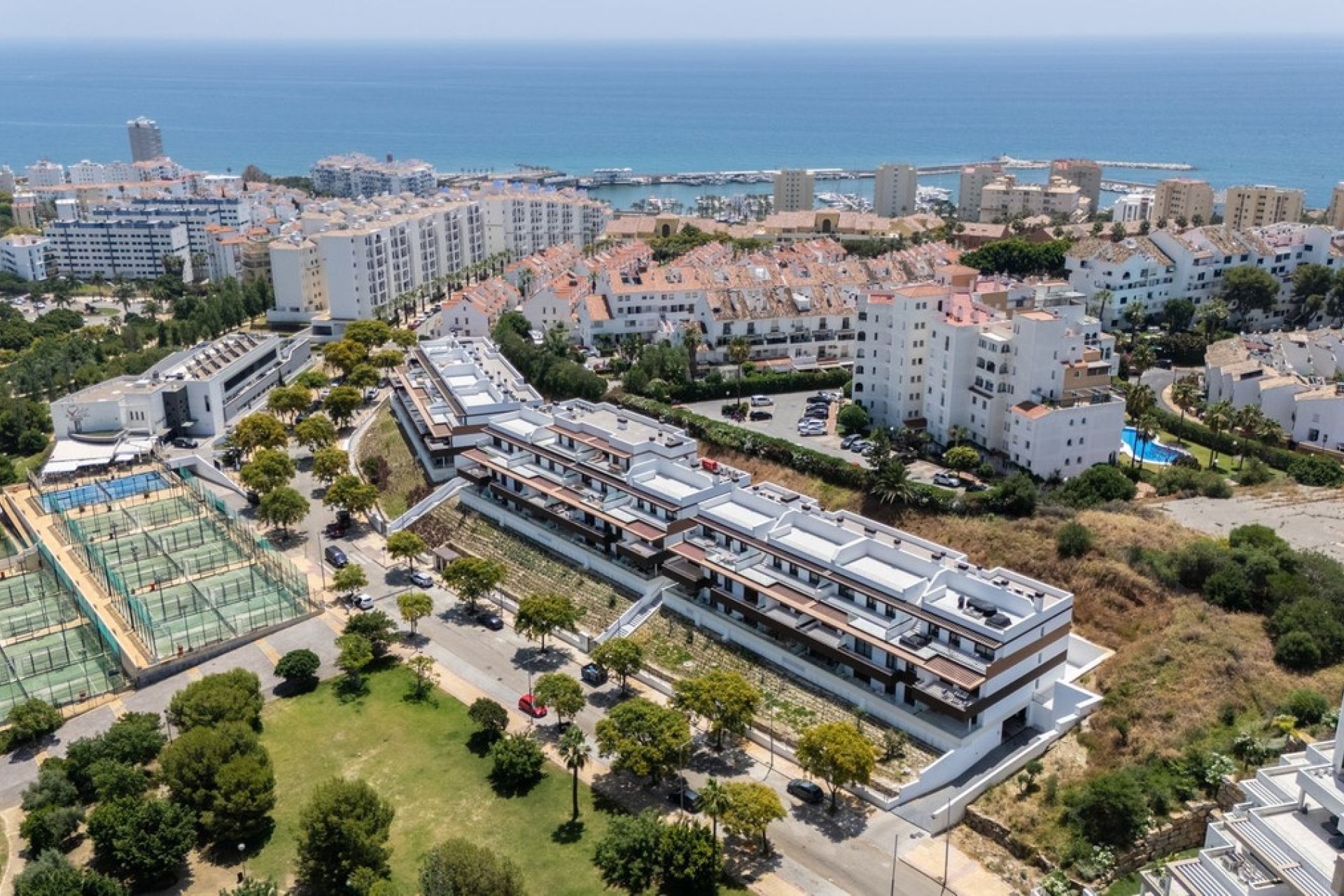Resale - apartment - Estepona - Estepona Centro