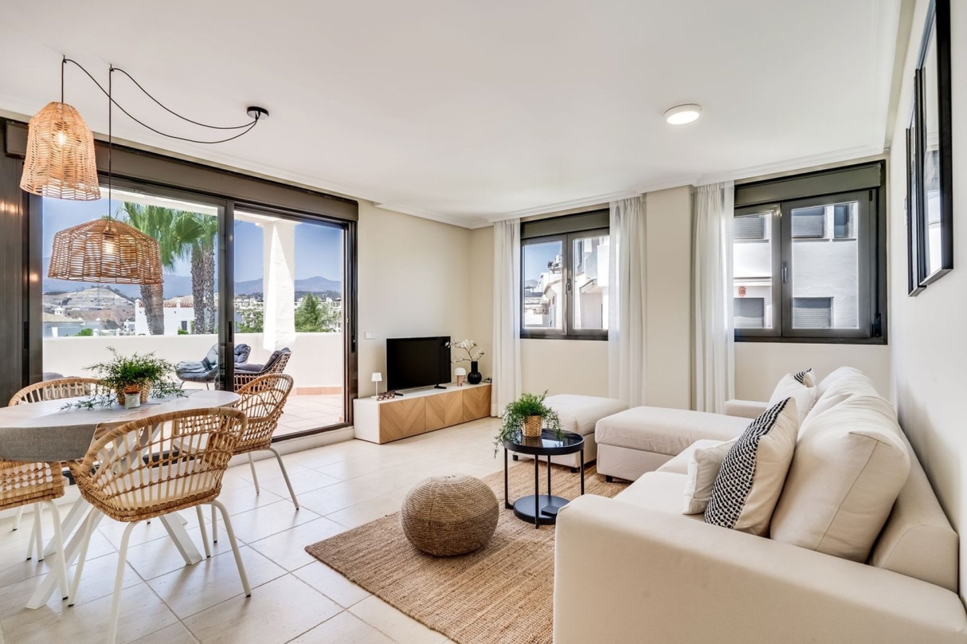 Resale - apartment - Estepona - Estepona Centro