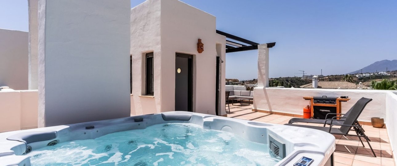 Resale - apartment - Estepona - Estepona Centro