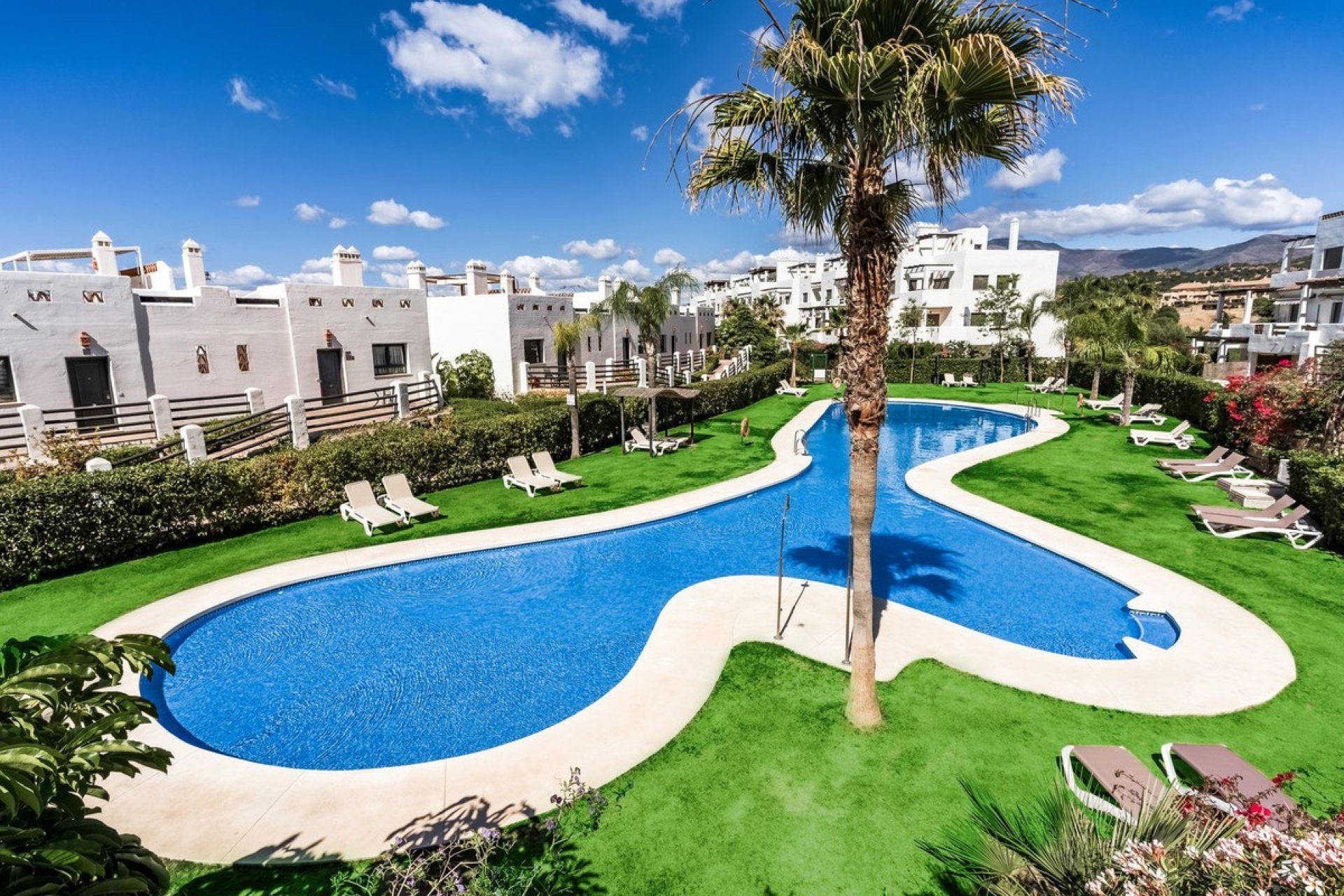 Resale - apartment - Estepona - Estepona Centro
