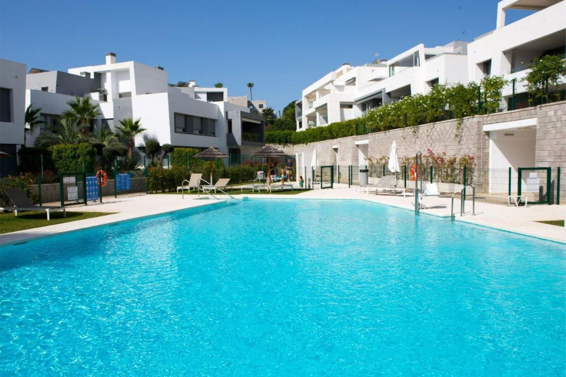 Resale - apartment - Estepona - Estepona Centro