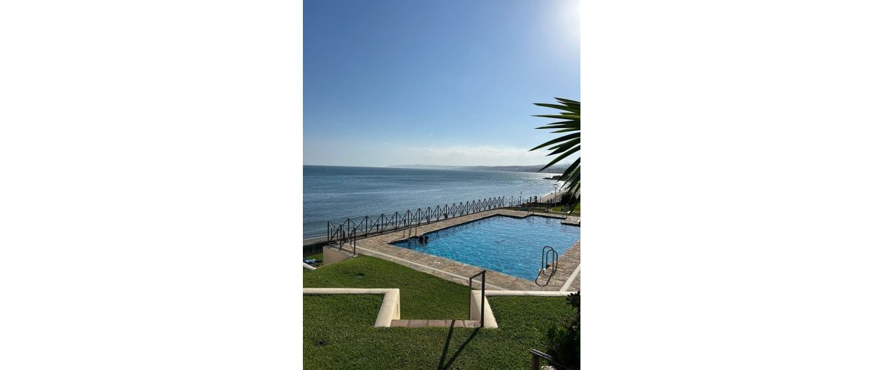 Resale - apartment - Estepona - Estepona Centro