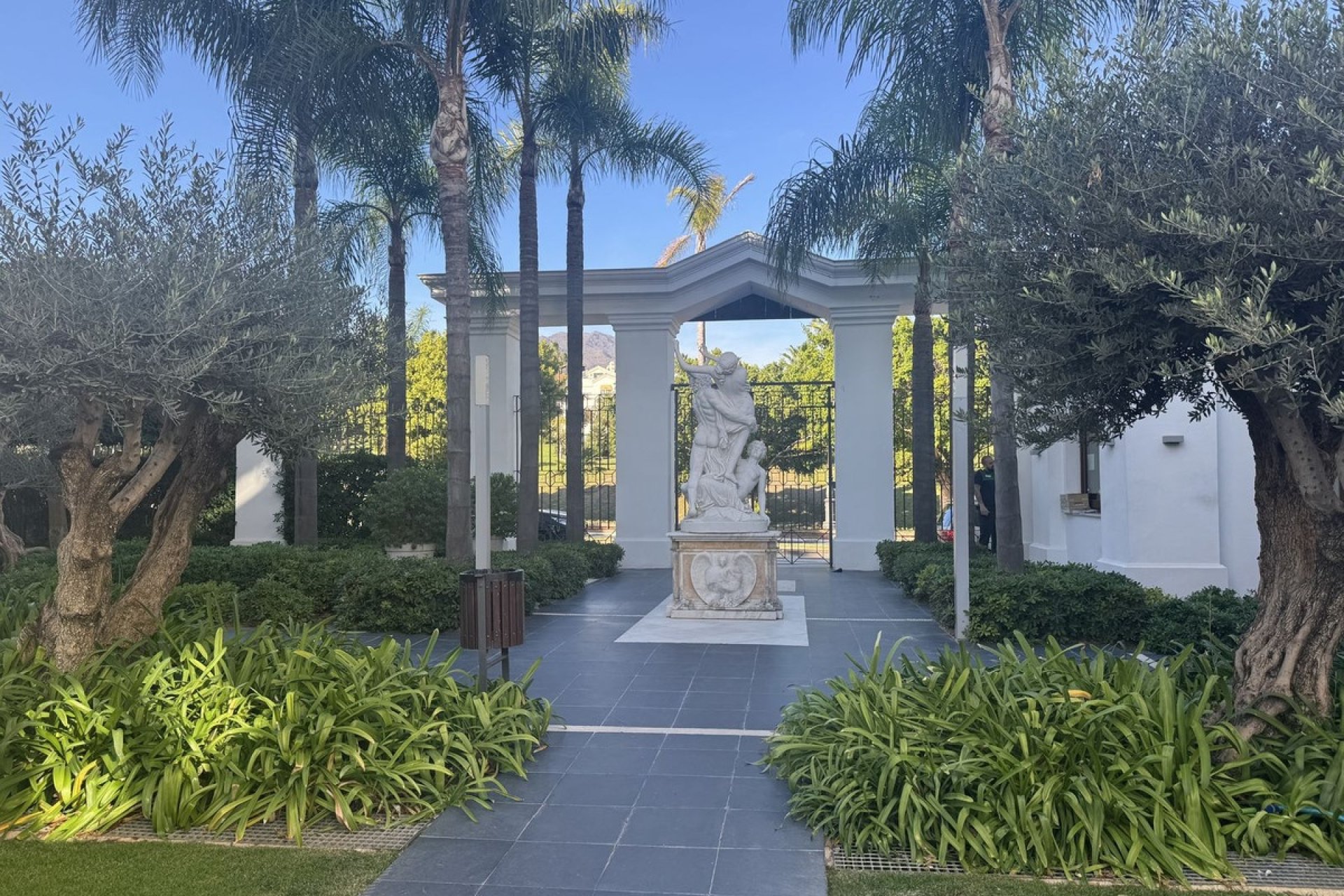 Resale - apartment - Estepona - Estepona Centro