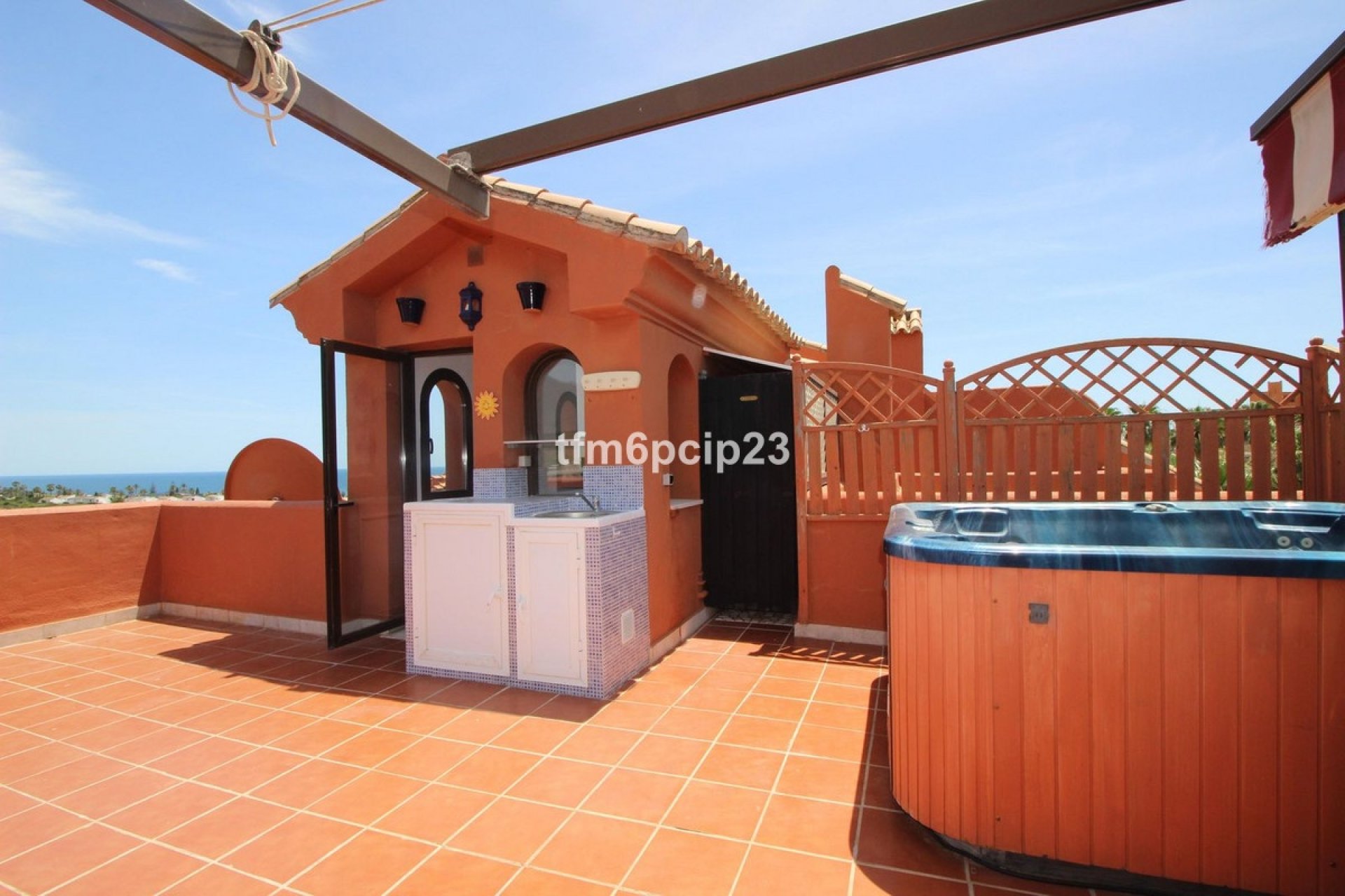 Resale - apartment - Estepona - Estepona Centro