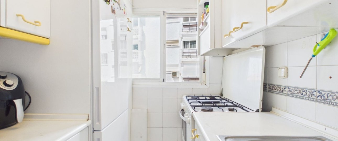 Resale - apartment - Estepona - Estepona Centro