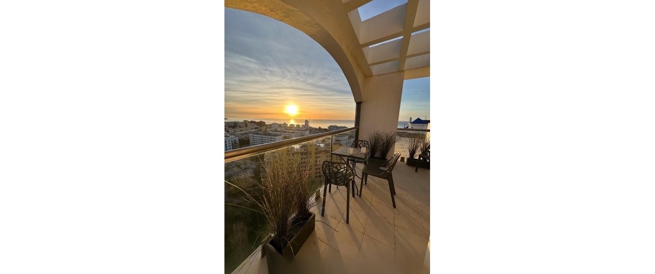 Resale - apartment - Estepona - Estepona Centro
